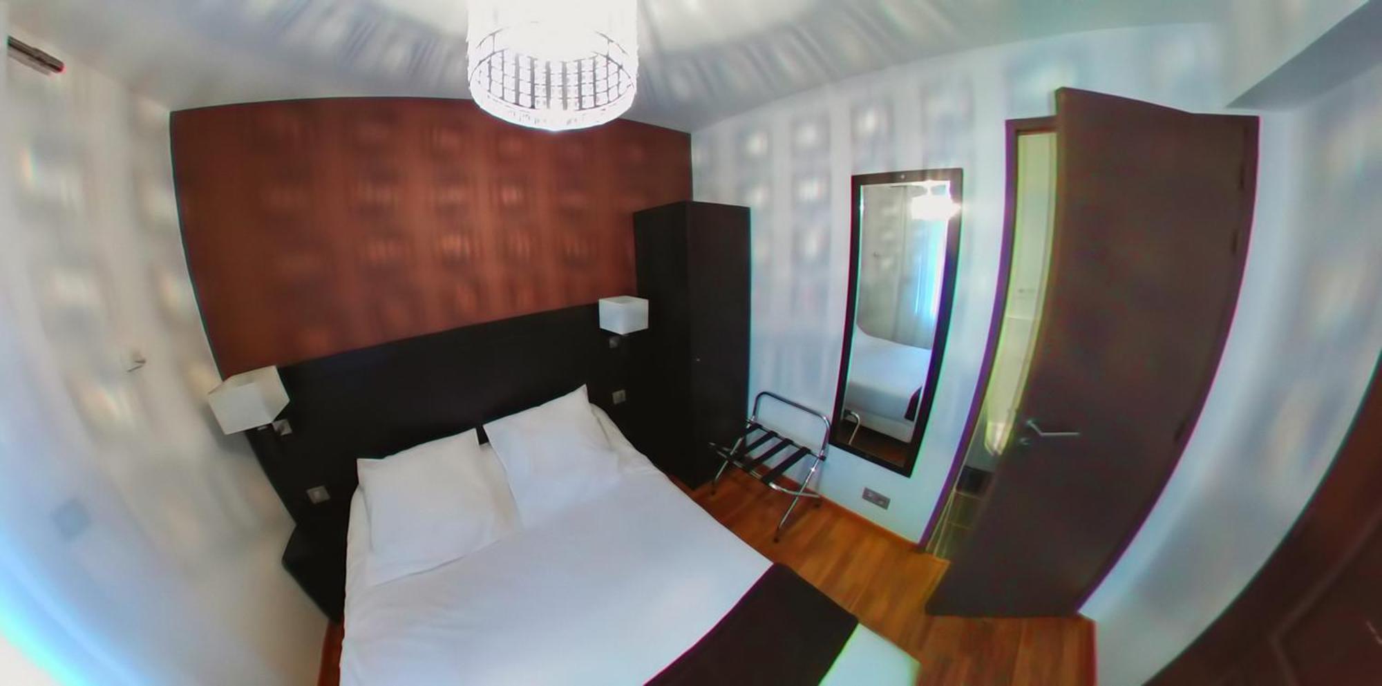 Hotel Au Bon Coin Cloyes-sur-le-Loir Exteriör bild